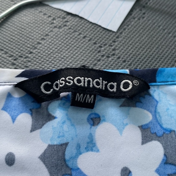 Scrub top - Picture 2 of 3